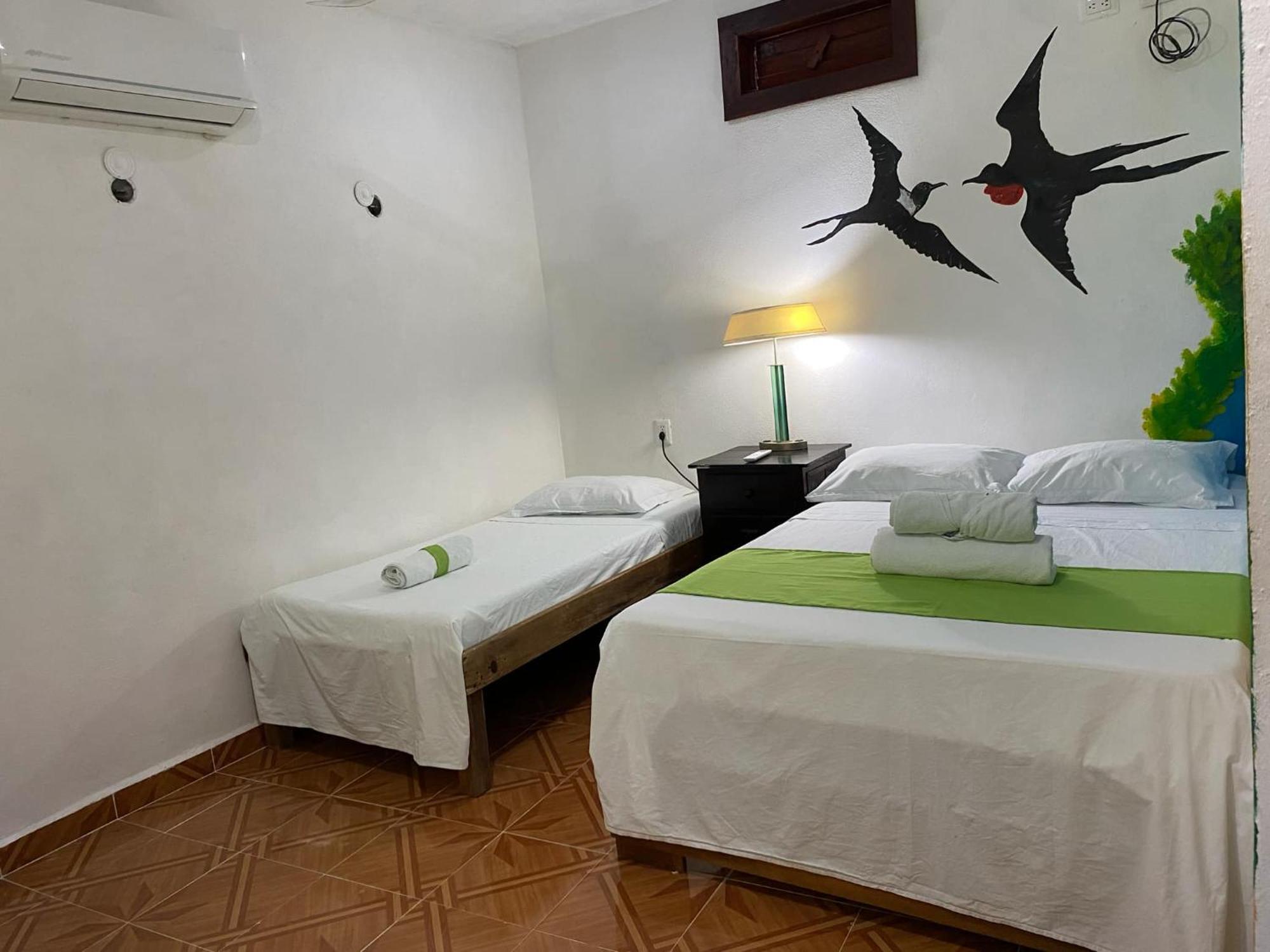 جزيرة هول بوكس Casa Victor Avila المظهر الخارجي الصورة