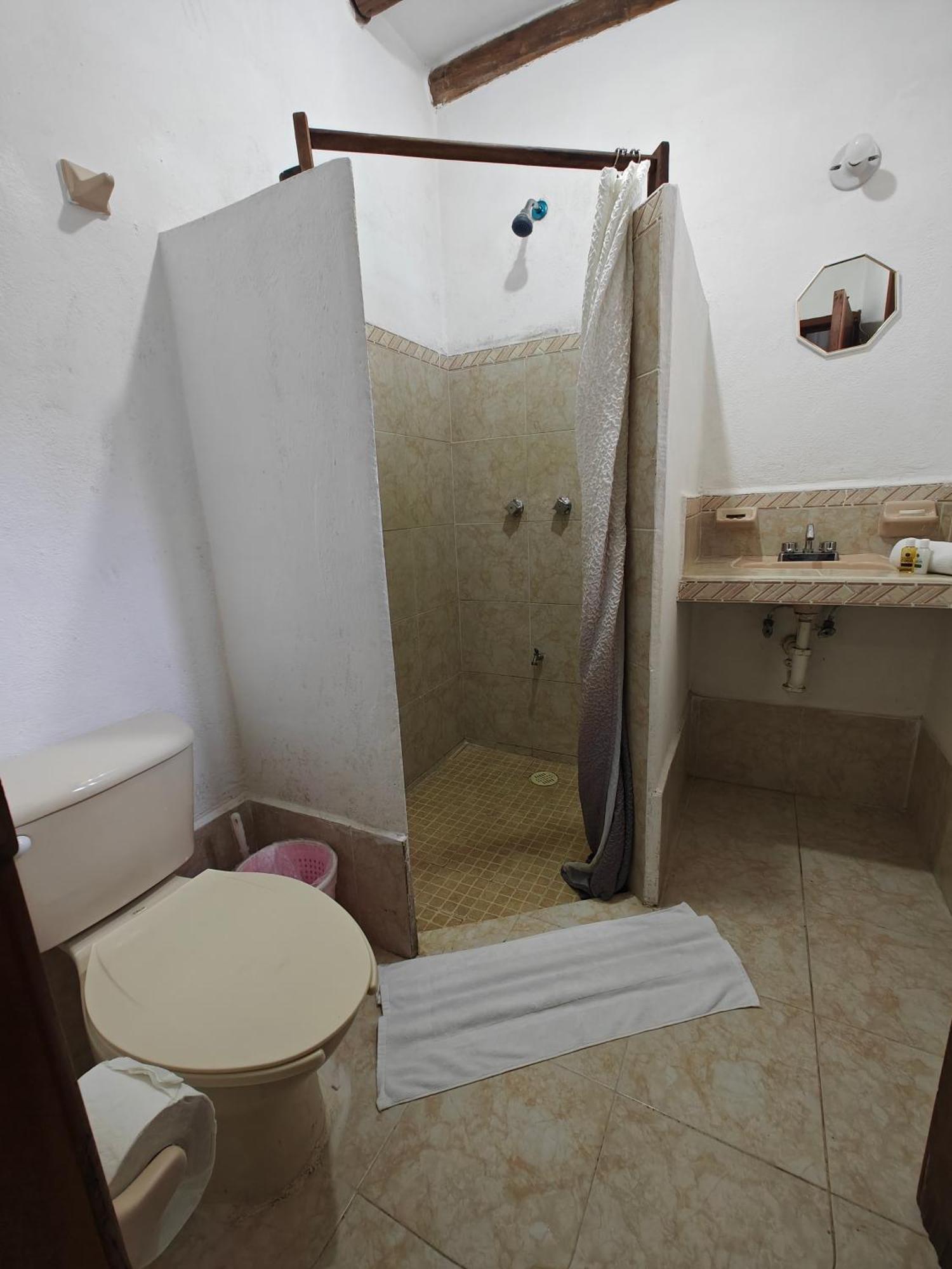 جزيرة هول بوكس Casa Victor Avila المظهر الخارجي الصورة